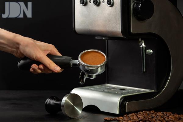 view-tool-used-pressing-making-coffee