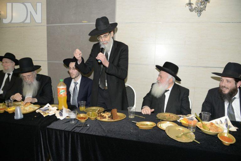 ארוסי נכדת הגרמ''ד ליפקוביץ עם נכד הגרצ''י אדלשטיין (26)