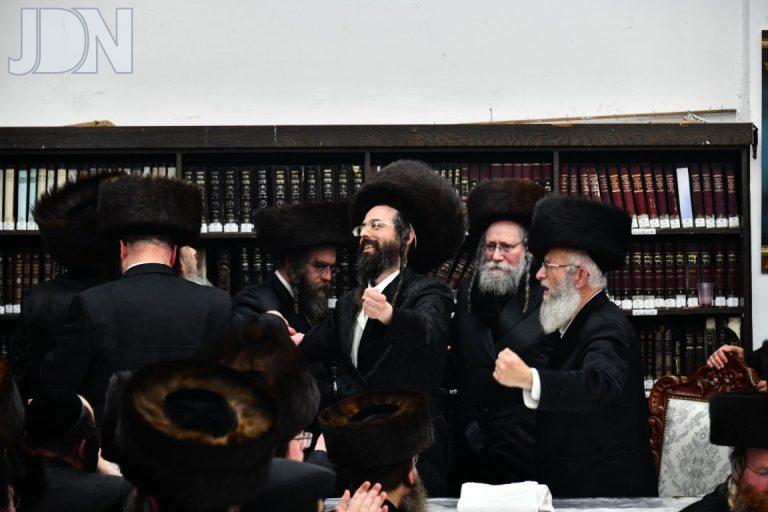 זוועהיל משתה היין (1)