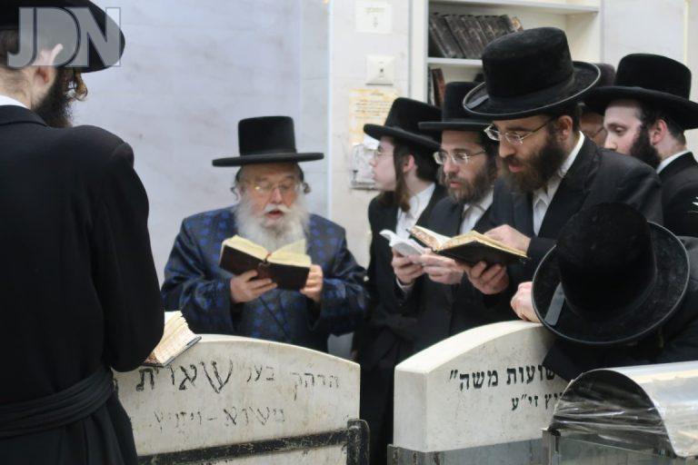 מישקולץ בציון ה'ישעות משה' מויז'ניץ (3)