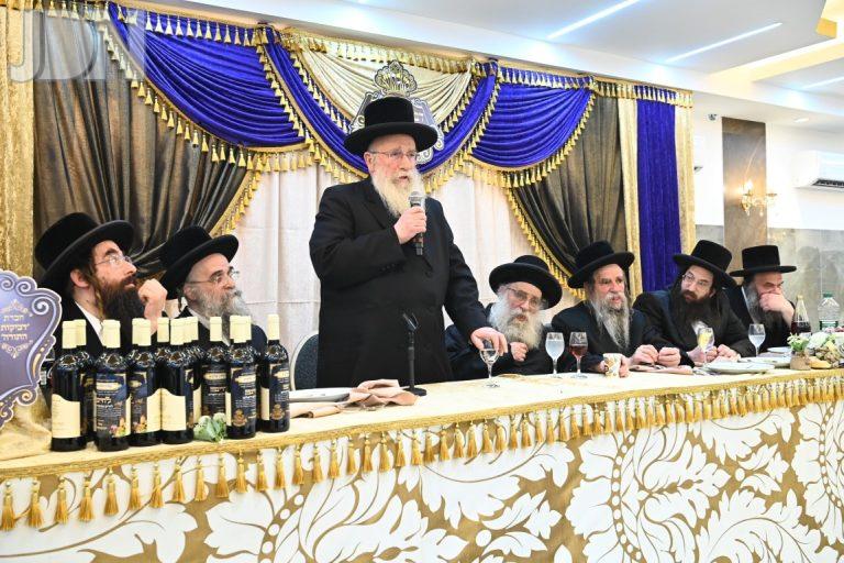 מעמד כבוד התורה לאברכי חסידות מאקאווא ברחבי הארץ צילום לרר (19)