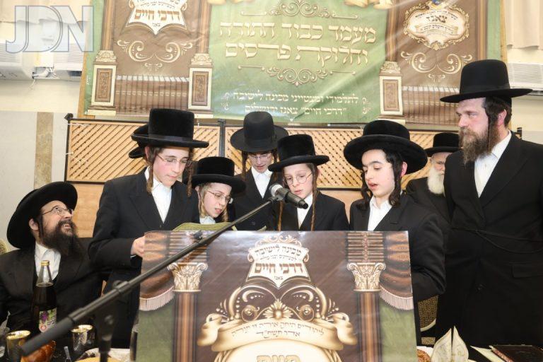 סיום סדר מועד עיי תלמידי מכינה לישיבה דרכי חיים צאנז ירושלים   צילום שלומי טריכטר (39)