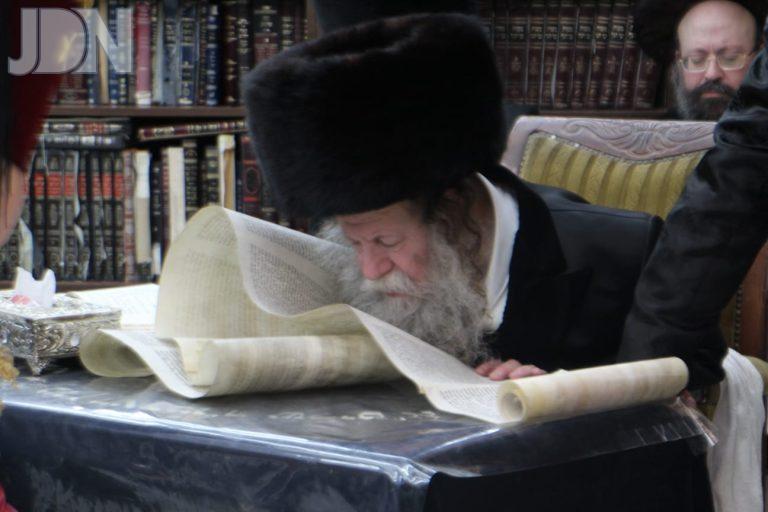 קוזמיר מגילה פד (7)