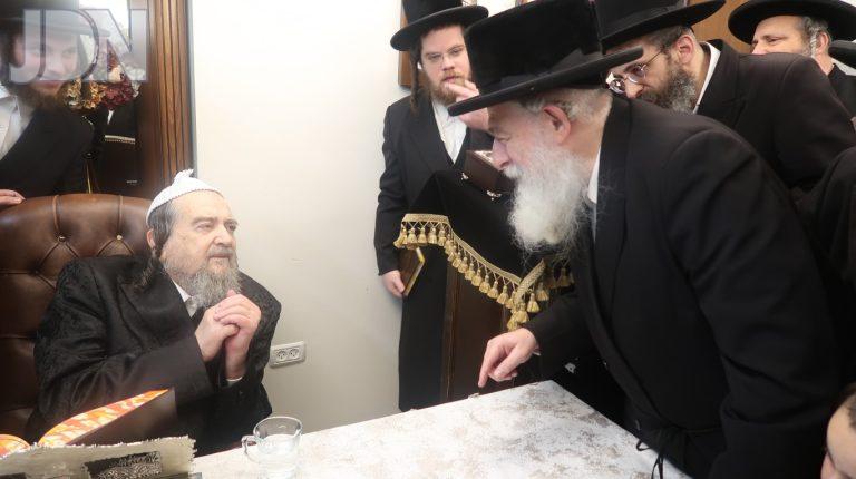 ג (1)