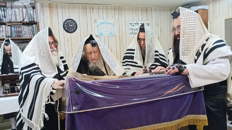 גאב''ד פאלטישאן פורים פד (2)