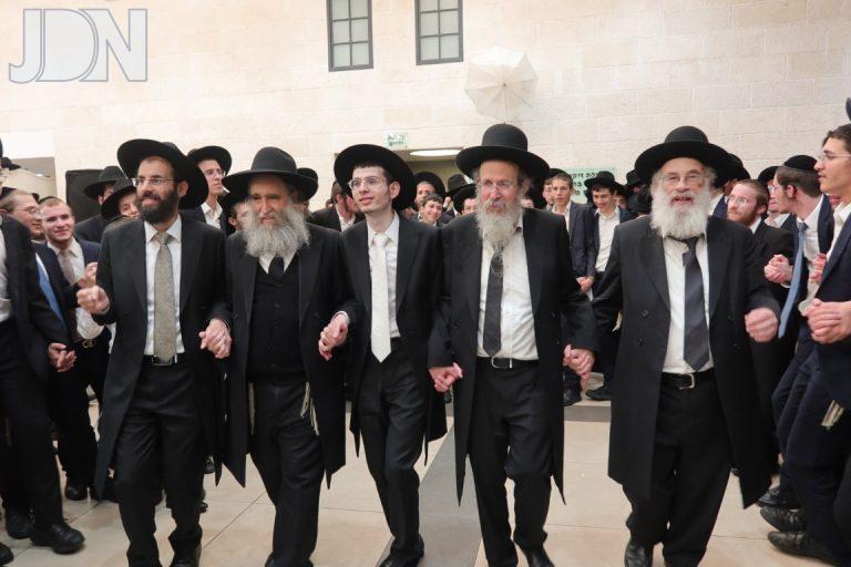 הגרב''ד דיסקין בת זקוניו חתונה (40)