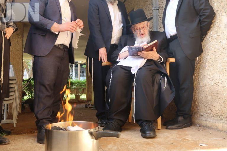 הגרמ''צ ברגמן בדיקת ושריפת חמץ (16)