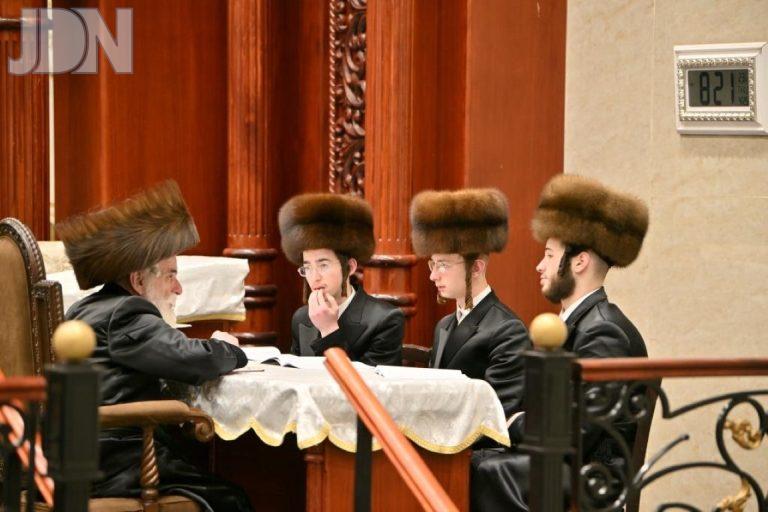 ויז'ניץ פסח תשפ''ד (46)