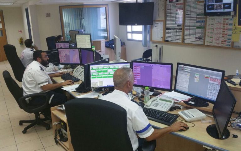 מוקד-מדא-המשודרג-של-מרחבים-כרמל-ואשר-שפועל-מחיפה-צילום-דוברות-מדא-2.8
