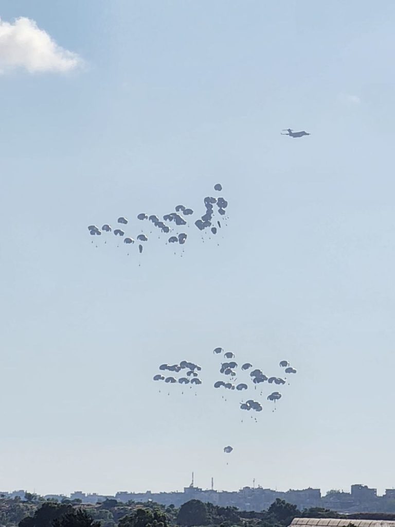 photo1715012644