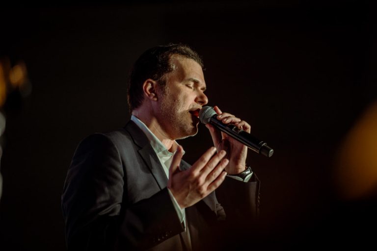 אוהד מושקוביץ בטקס הזכרון - צילום יצחק הרץ