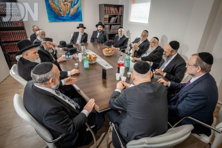 בכינוס בית הדין הגדול של הועידה צילום אלי איטקין (1)