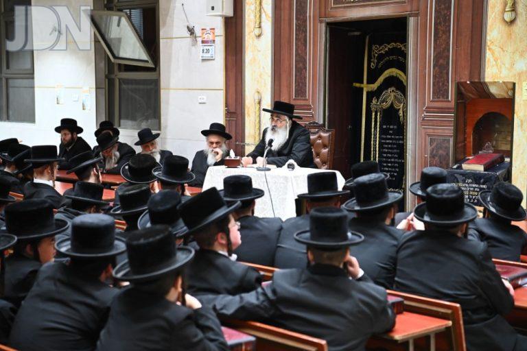 דושינסקיא פתיחת הזמן בישיבת מנחת יצחק (9)
