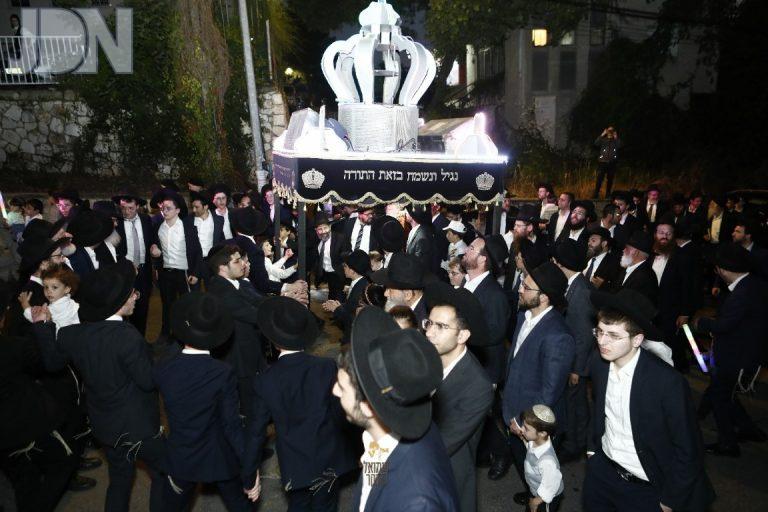 הכנסת ס''ת מאורות רכסים (36)