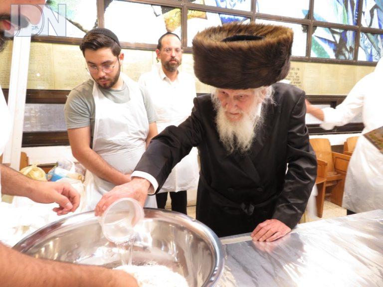 רבי מרדכי אויערבאך פסח פד (2)