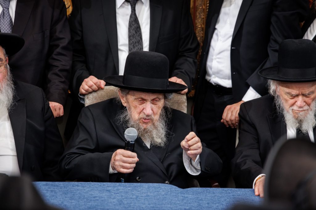 המסע נמשך: גדולי ישראל ימריאו לבריטניה – זה היעד שנקבע