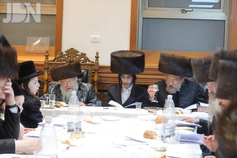 אנטניא נאדבורנה חיפה עליה לתורה (3)