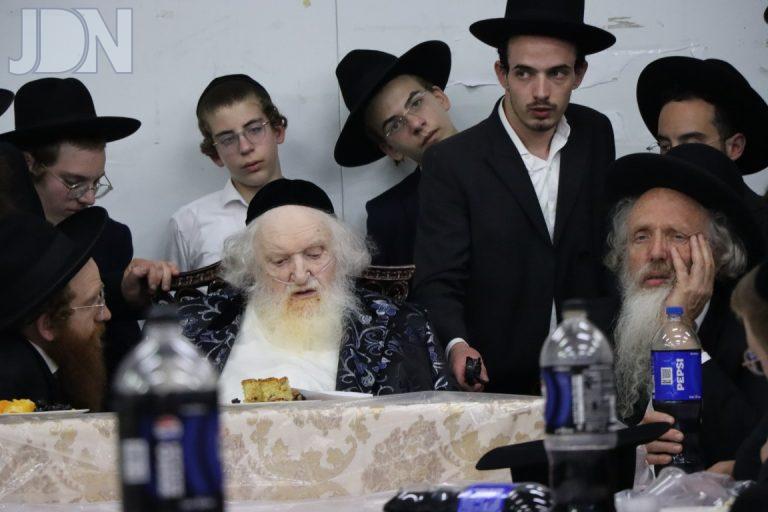 הגר''מ שטרנבוך שבועות פד (2)