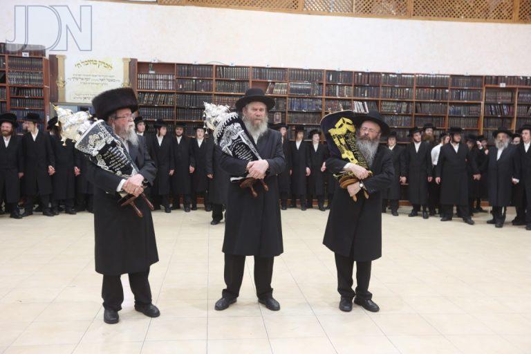 הכנסת ספר תורה ישיבת תורה ויראה בית שמש (31)