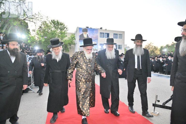 ויז'ניץ הנחת אבן פינה אשדוד (3)