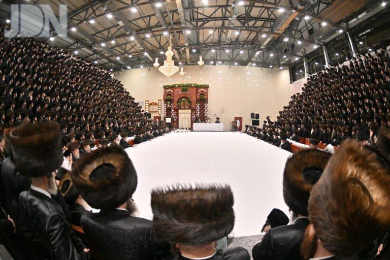 ויז'ניץ חג השבועות פד (7)