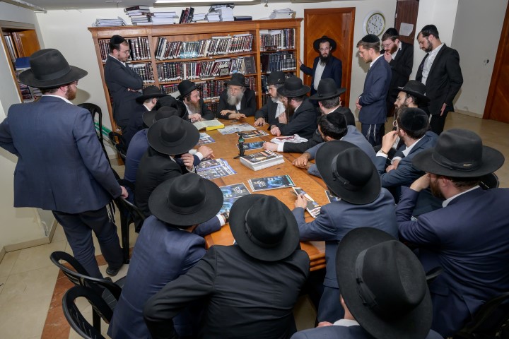 משמרת השבת הרב פריד (Small)