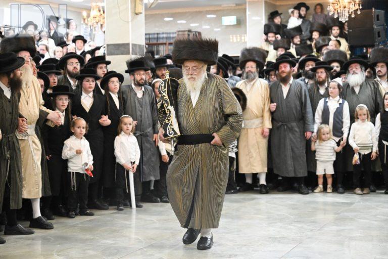 תולדות אהרן בית שמש הכנסת ספר תורה (15)