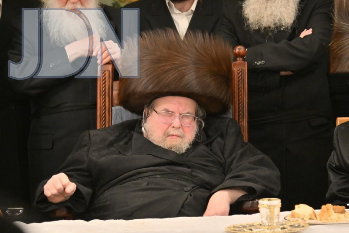 500 ביום: האדמו"ר מבעלזא החל לקבל קהל לקראת השנה החדשה