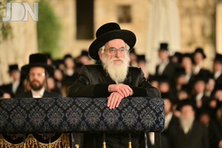 התרמה והכנסת ס"ת: האדמו"ר מויז'ניץ יערוך ביקור היסטורי בלייקווד