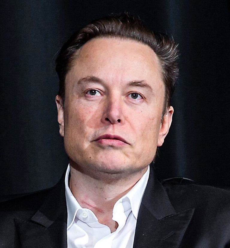Elon_Musk_Colorado_2022_(cropped2) (1)