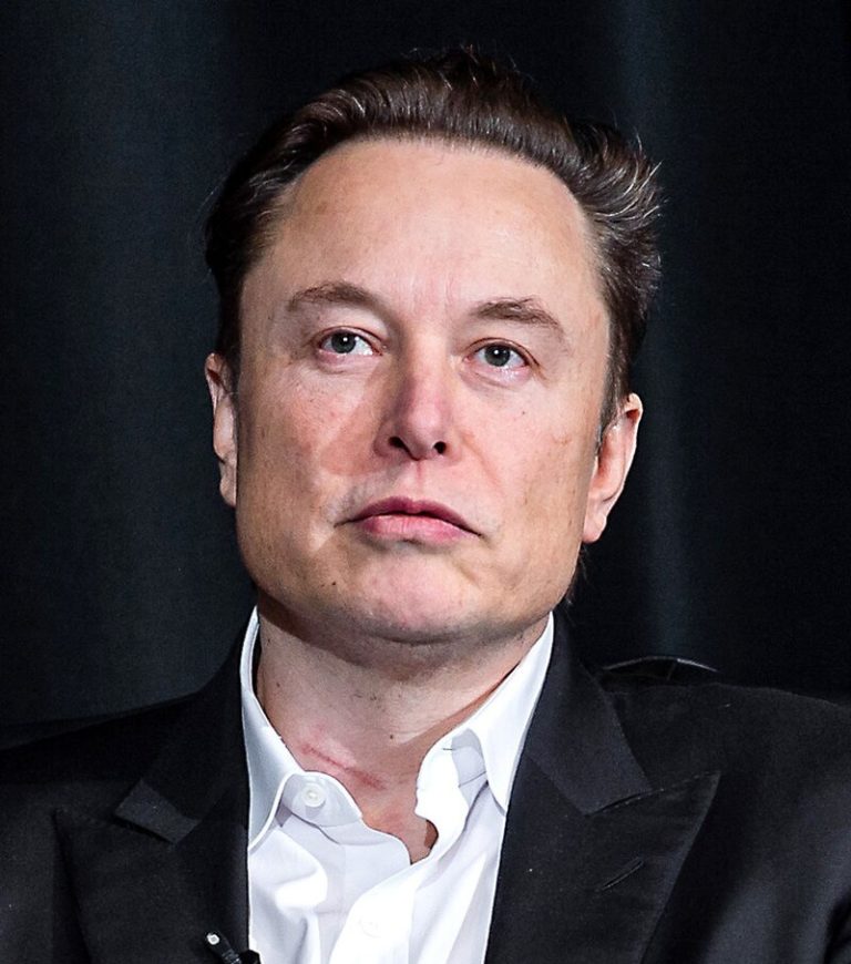Elon_Musk_Colorado_2022_(cropped2)