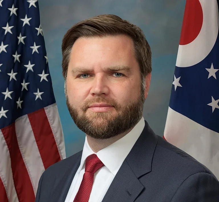 Senator_Vance_official_portrait._118th_Congress