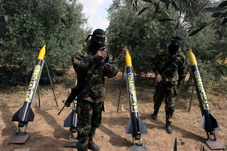 Islamic Jihad movement viewing the missiles before launch