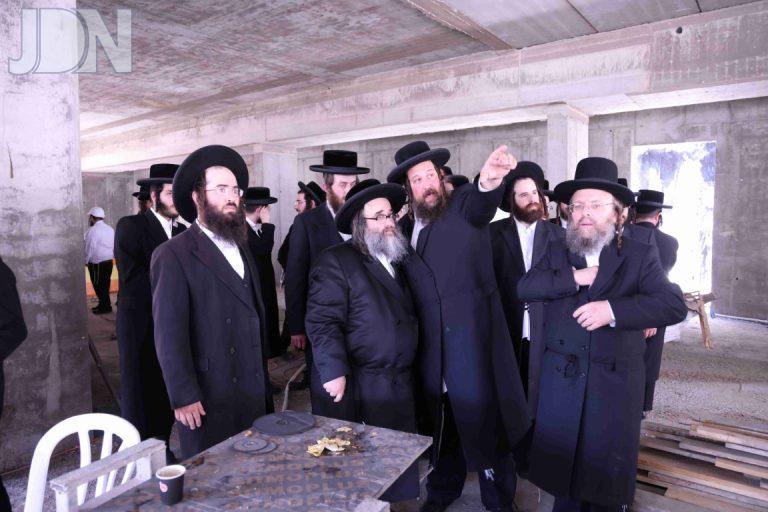 הגרח''צ טייטלבוים ביקור בית שמש (16)