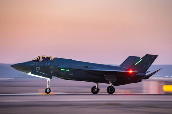 מטוס-קרב-f-35-אדיר