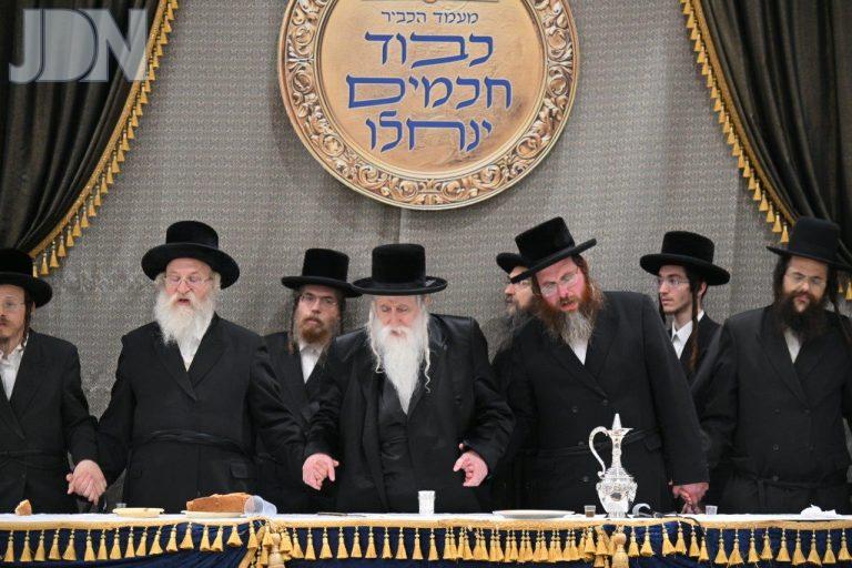 מכנובקא בעלזא אלעד מעמד (26)