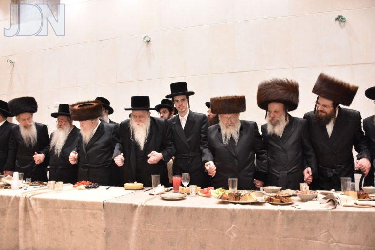 שמחת התנאים לבת ראש ישיבות מחנובקא בעלזא הגר''י אנגלנדר (27)