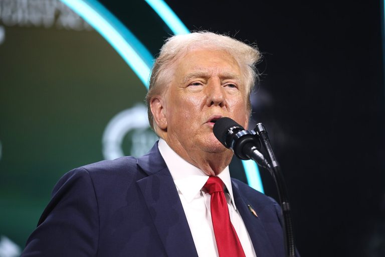 Donald_Trump_(53910430967)