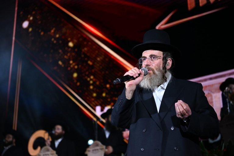 אייזיק האניג - (צילום E