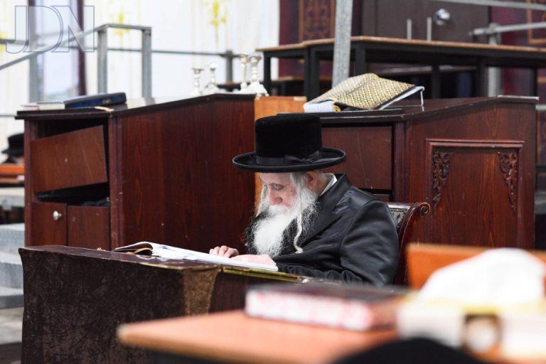 מכנובקא בעלזא תשעה באב תשפ''ד (7)