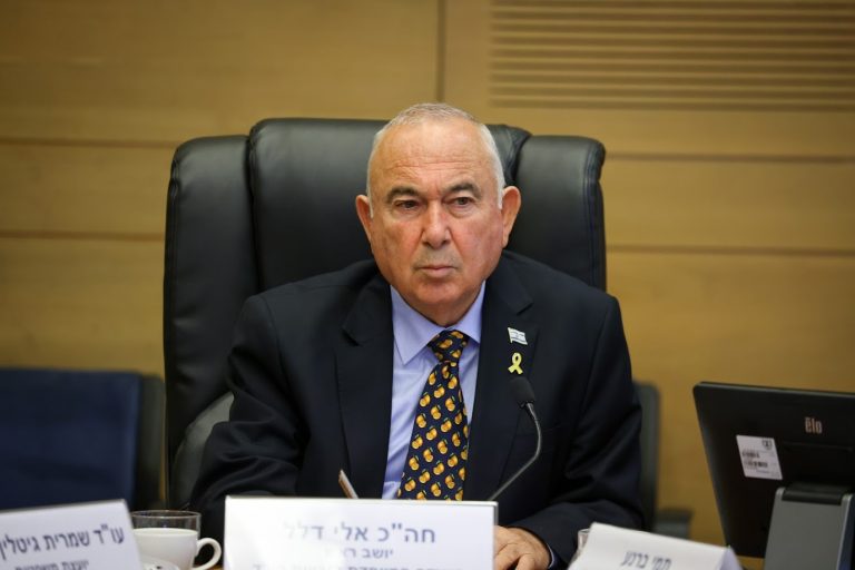NOAM5252