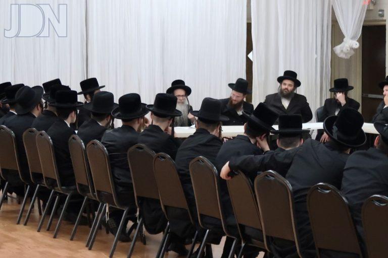 אדמו''ר מצאנז זוועהיל בדרשת פתיחת הזמן