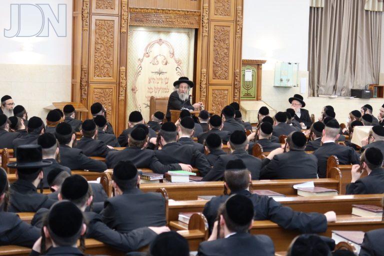 רבי אלימלך בידרמן באבוב ב''ב (6)