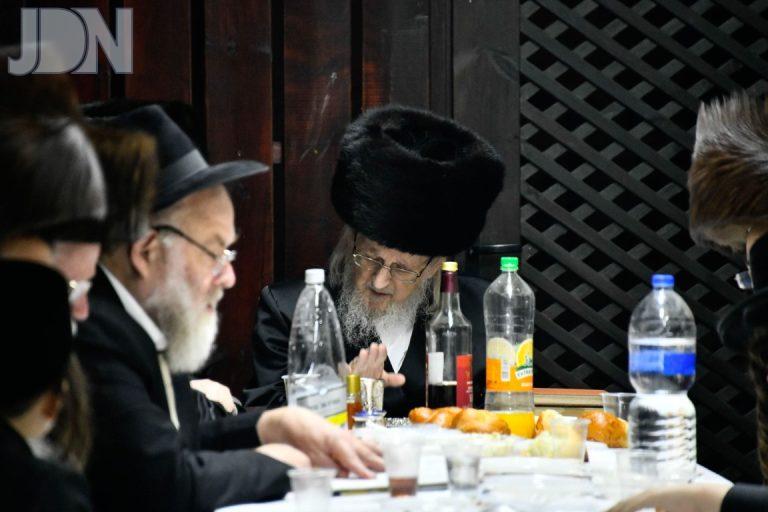 אוז'רוב סוכות פה (4)