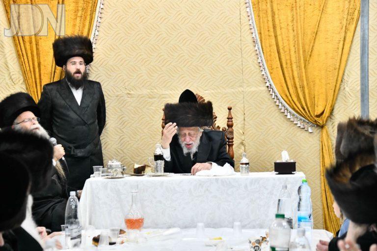 קאפיטשיניץ טיש אושפיזין (2)