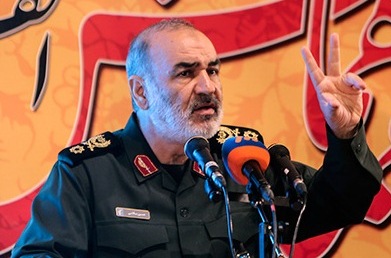 Sardar_Hossein_Salami-ezgif