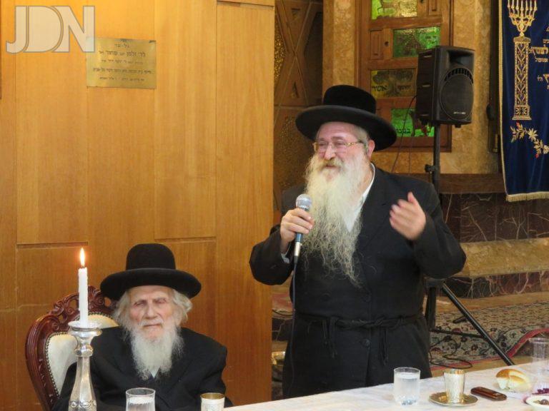 הגר''מ אויערבאך הילות הרה''ק מרוז'ין (4)