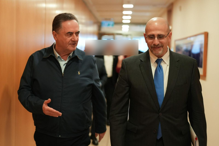 הורדה (2)