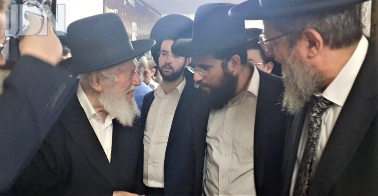 מרן-הגרי-זילברשטיין-עם-הרב-שלמה-טוויל (1)