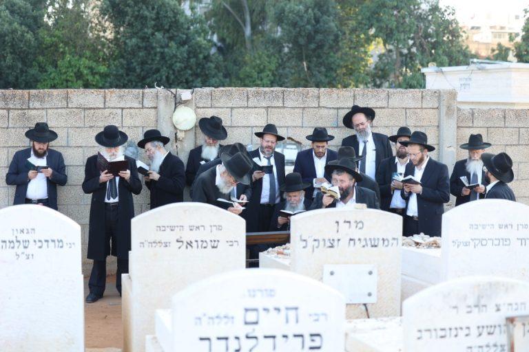 תפילה לרפואת הגר''א דויטש (5)